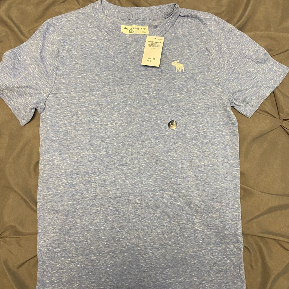 Abercrombie kids T-shirt
